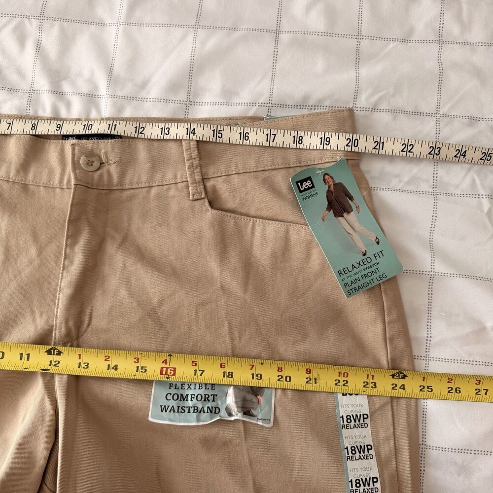 Lee Pants Womens 18 W Petite Biege Flax Relaxed Fit Straight Basic Khaki Classic - Picture 7 of 7